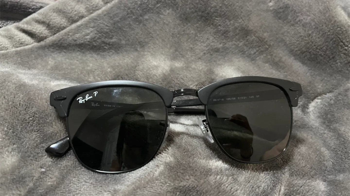 Ray-Ban Clubmaster RB3716 186/58 Sunglasses image indicator(3)