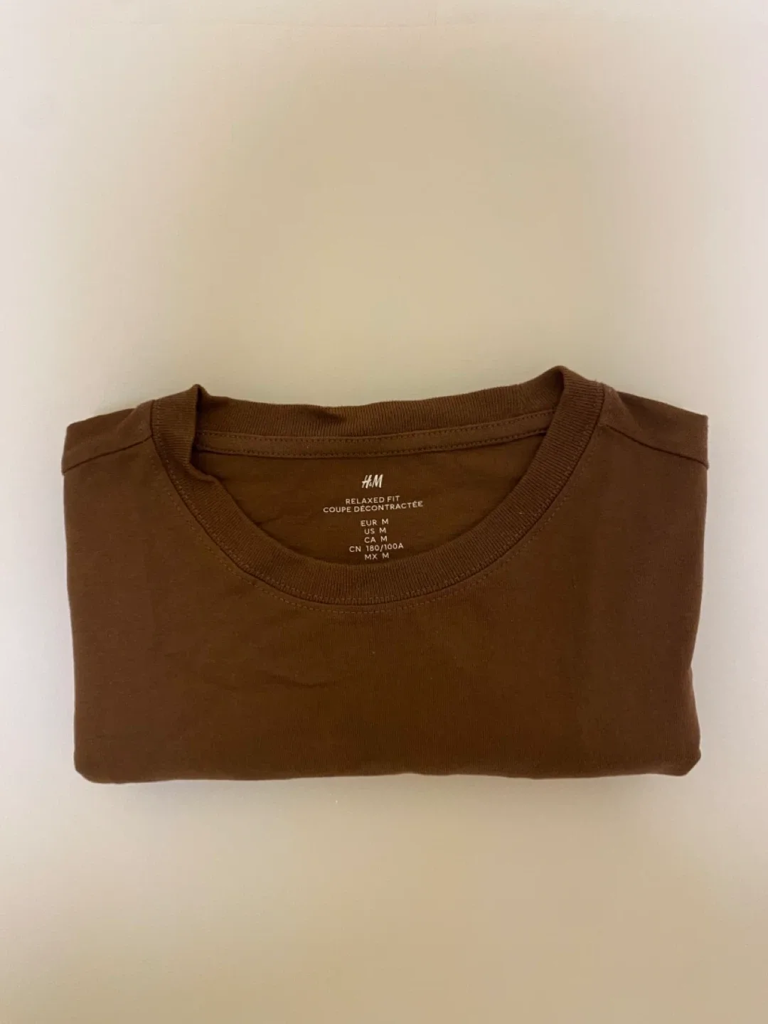 H&M Brown Relaxed Fit Tee, Size M thumbnail
