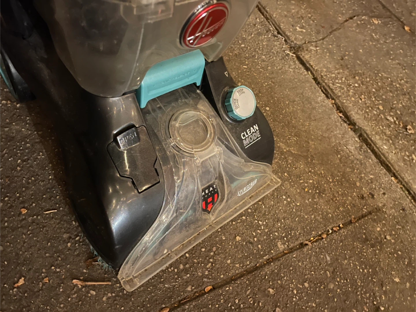 Hoover Power Scrub Elite Carpet Cleaner - photo 5