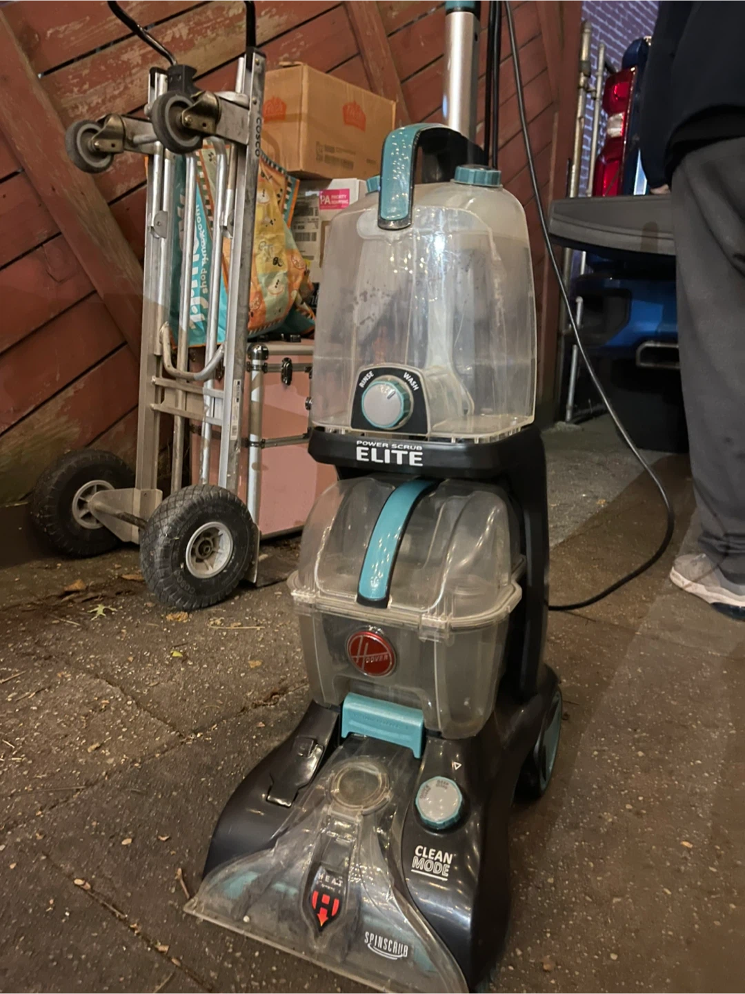 Hoover Power Scrub Elite Carpet Cleaner