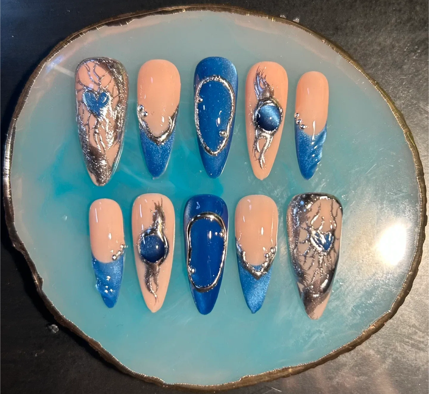 Custom Press-ons (Lowest $10, Highest $30) image indicator(4)