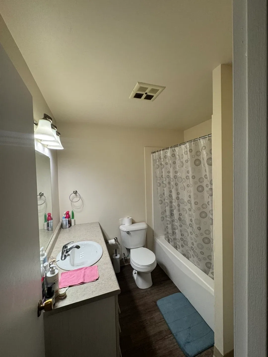 Room for rent image indicator(2)