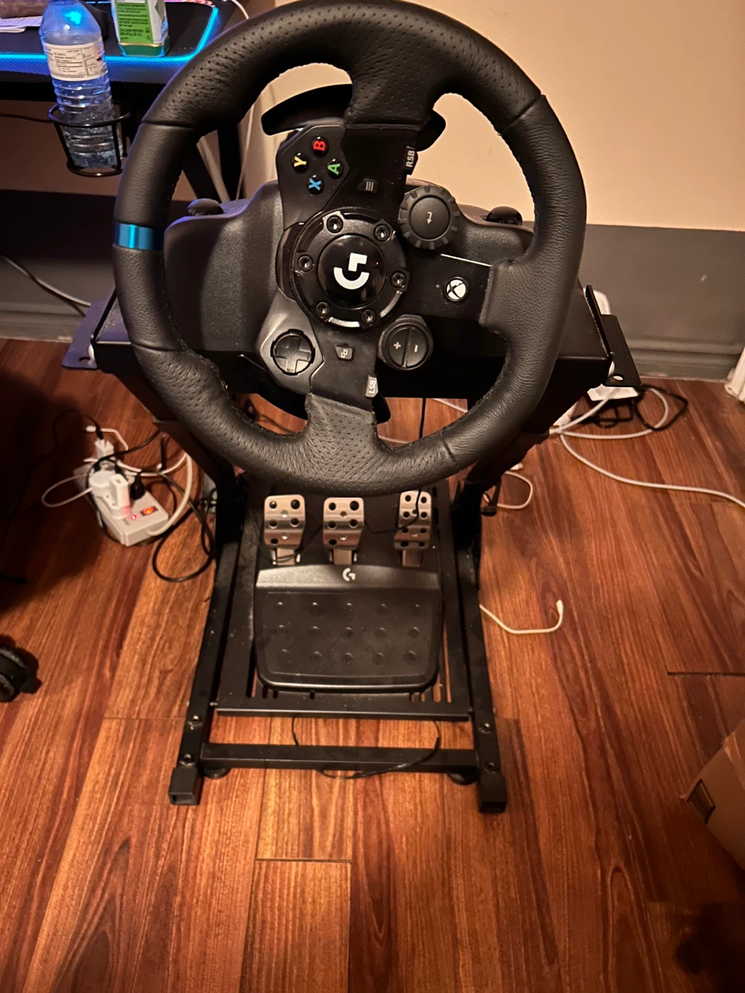 Logitech G923 Racing Wheel & Stand