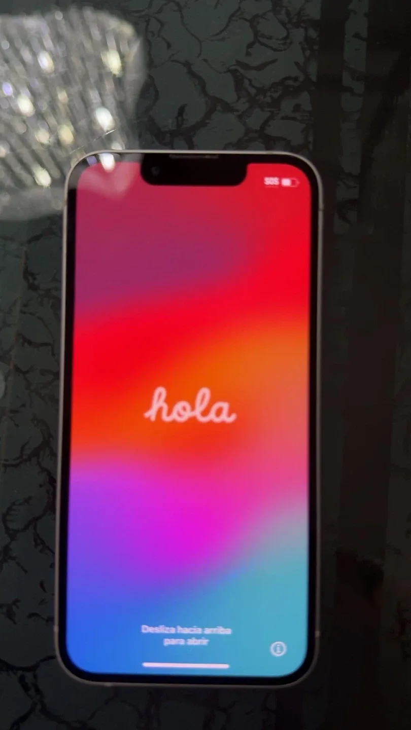 iPhone 13 mini - White image indicator(3)