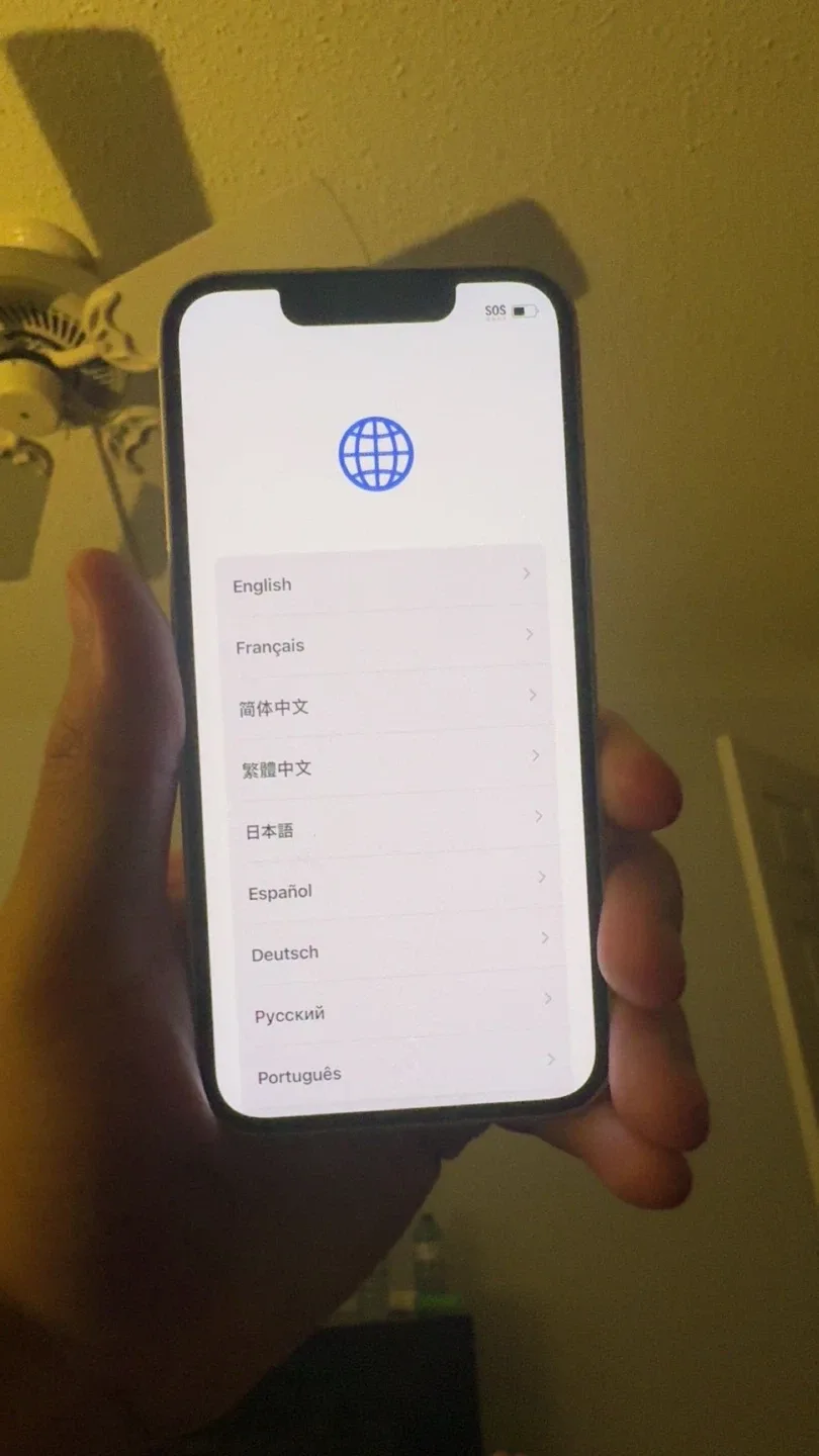 iPhone 13 mini - White image indicator(2)