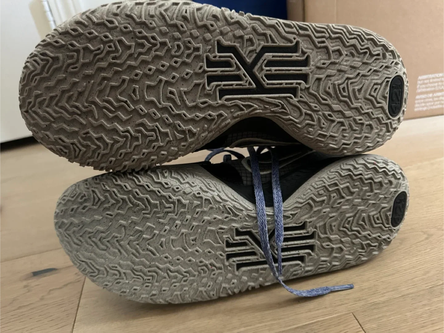 Nike Kyrie 7 Basketball Shoes image indicator(3)