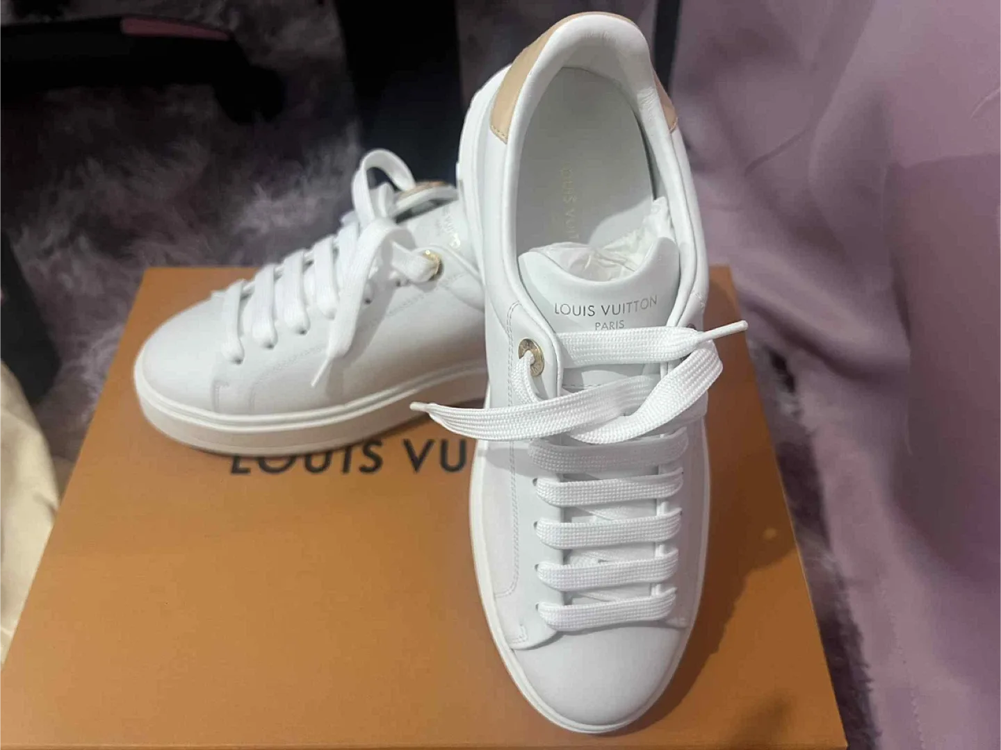 Louis Vuitton Time Out Sneaker Size 39 image indicator(2)