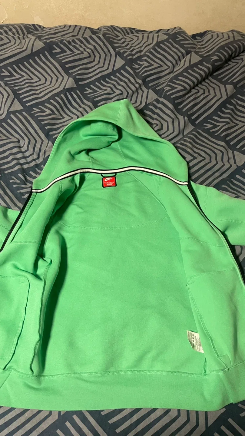 Nike Tech Fleece Hoodie - XS - Green image indicator(3)