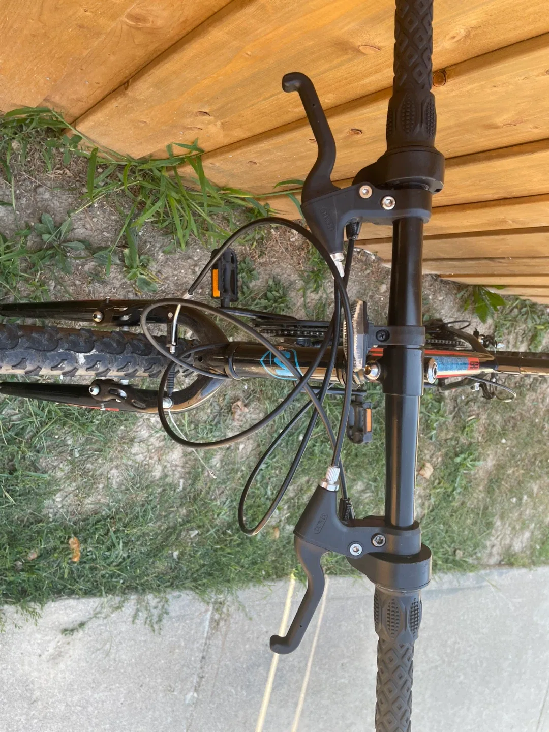 Movaelo Algonquin 26" Mountain Bike image indicator(10)