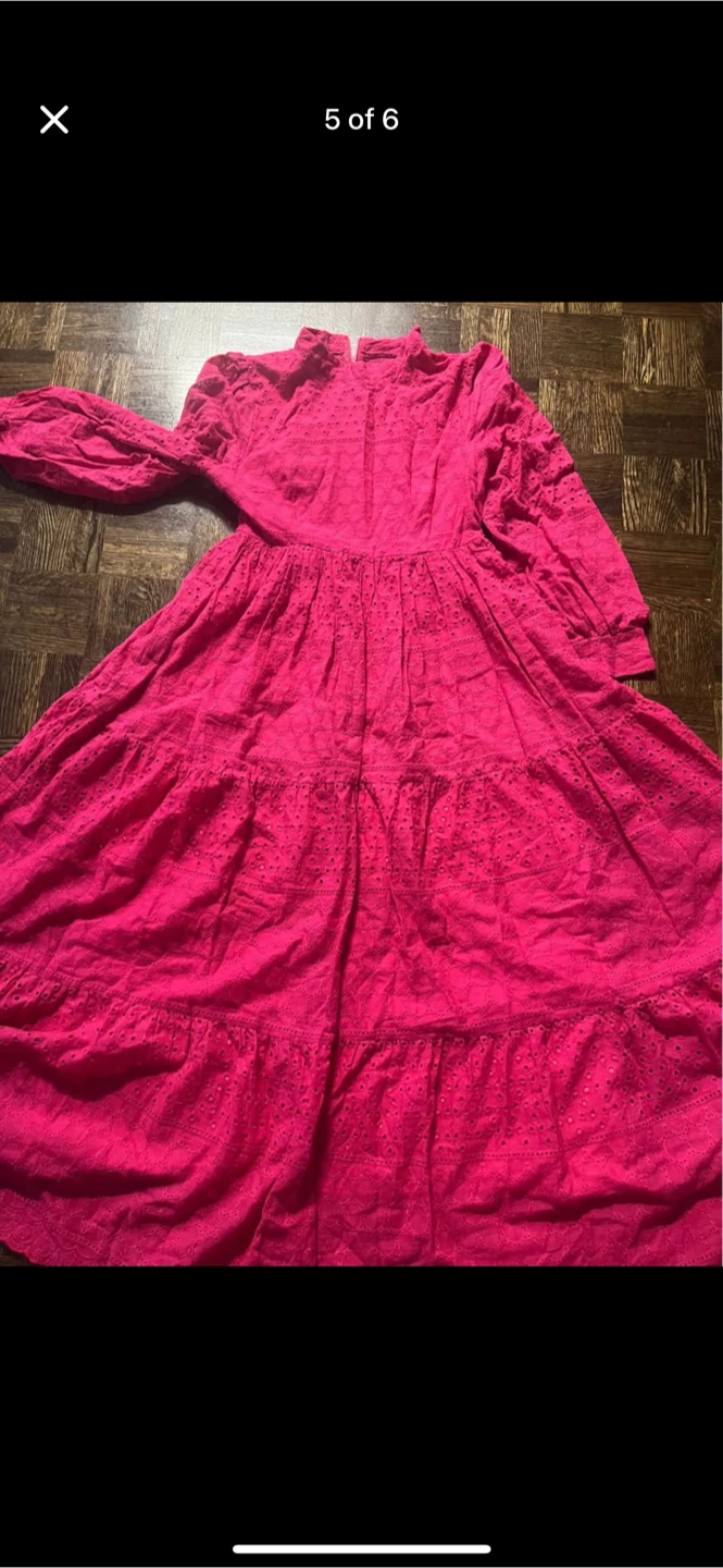 SHEIN Modely Solid Mock Neck Layered Hem Dress