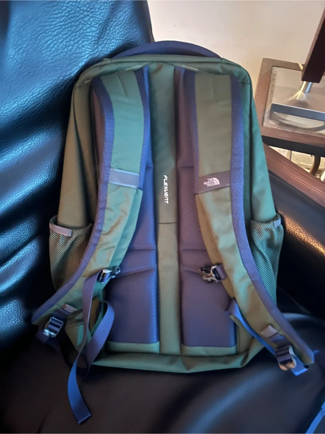 The North Face Vault Backpack - Green image indicator(2)