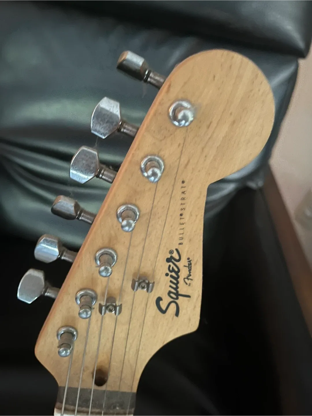 Squier by Fender Bullet Strat Electric Guitar image indicator(2)