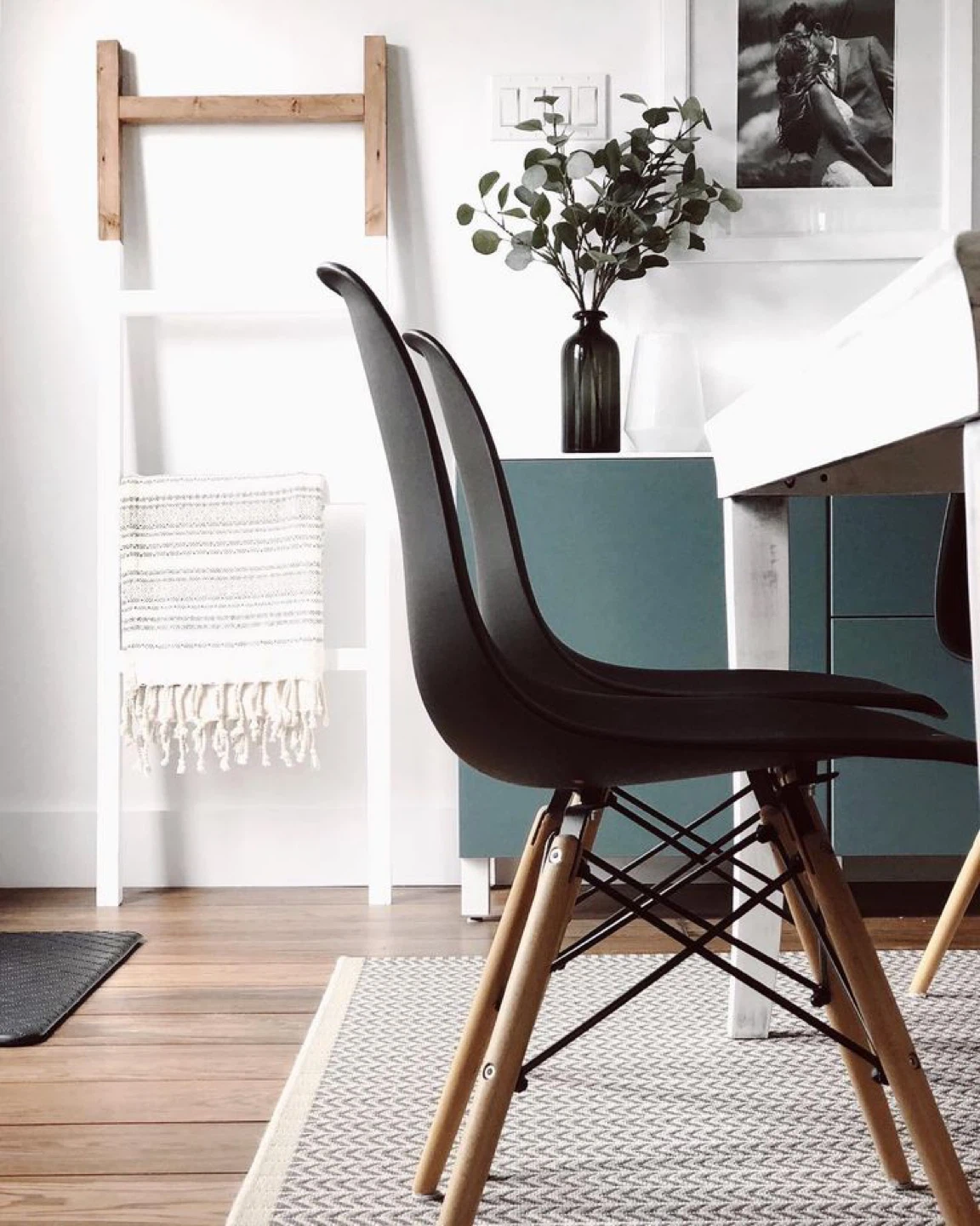 2 Eames Style Dining Chairs by Structube in Black - photo 2
