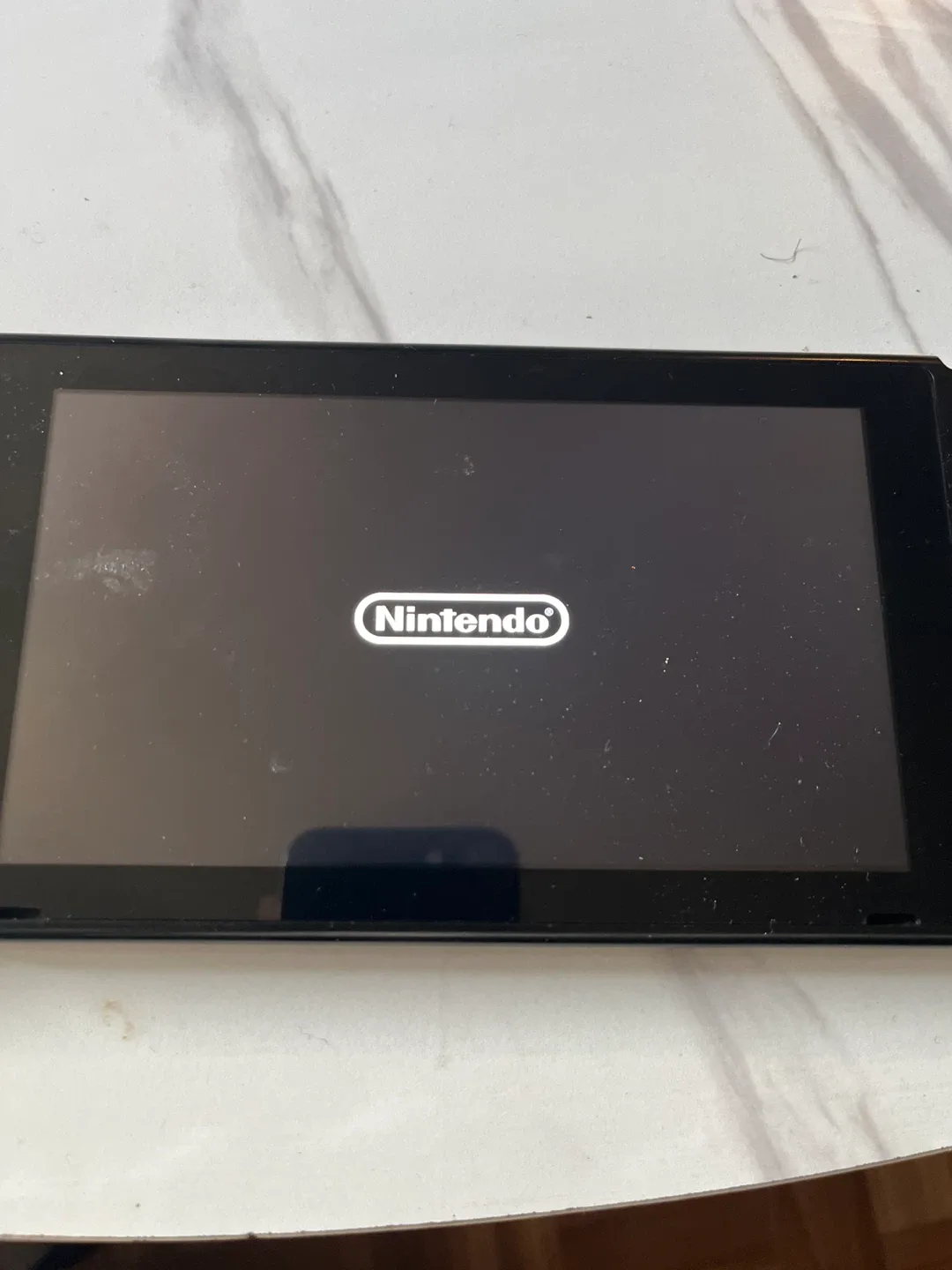 Nintendo Switch Console with Joy-Cons image indicator(3)