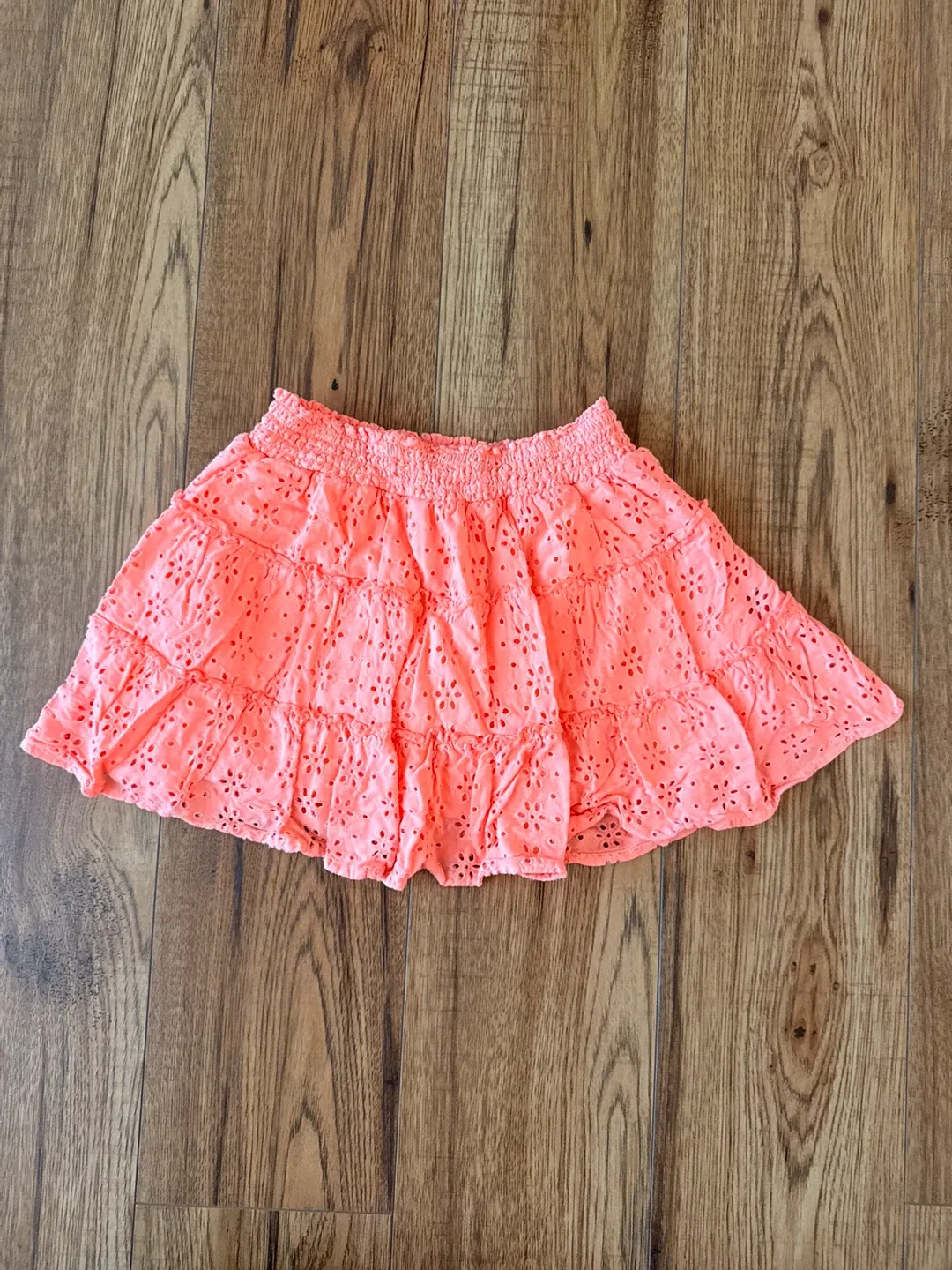 Coral eyelet ruffle with shorts underneath. Skirt kids size 5/6 thumbnail
