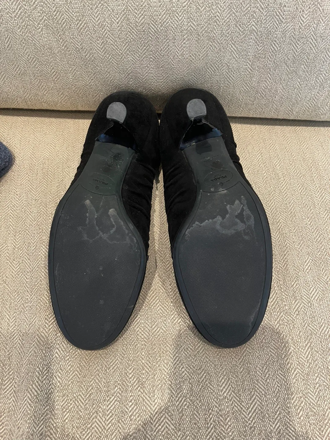 Prada Women’s Dress Shoes image indicator(2)