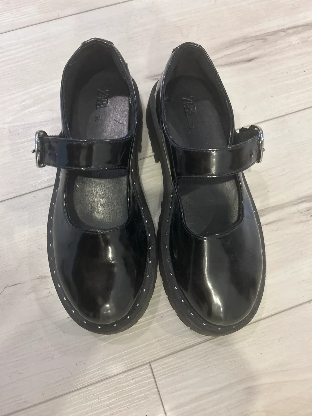Zara Black Mary Jane Shoes - Size 34 (Kids) image indicator(2)