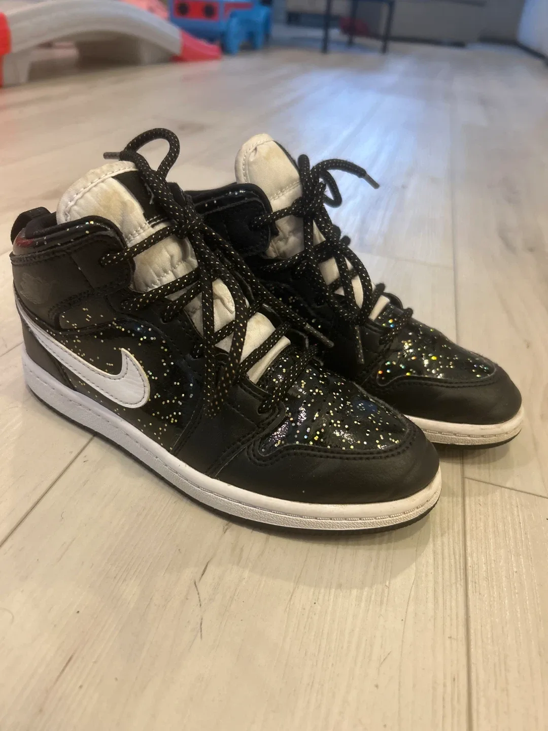 Jordan High Top Sneakers - Size US 2Y thumbnail