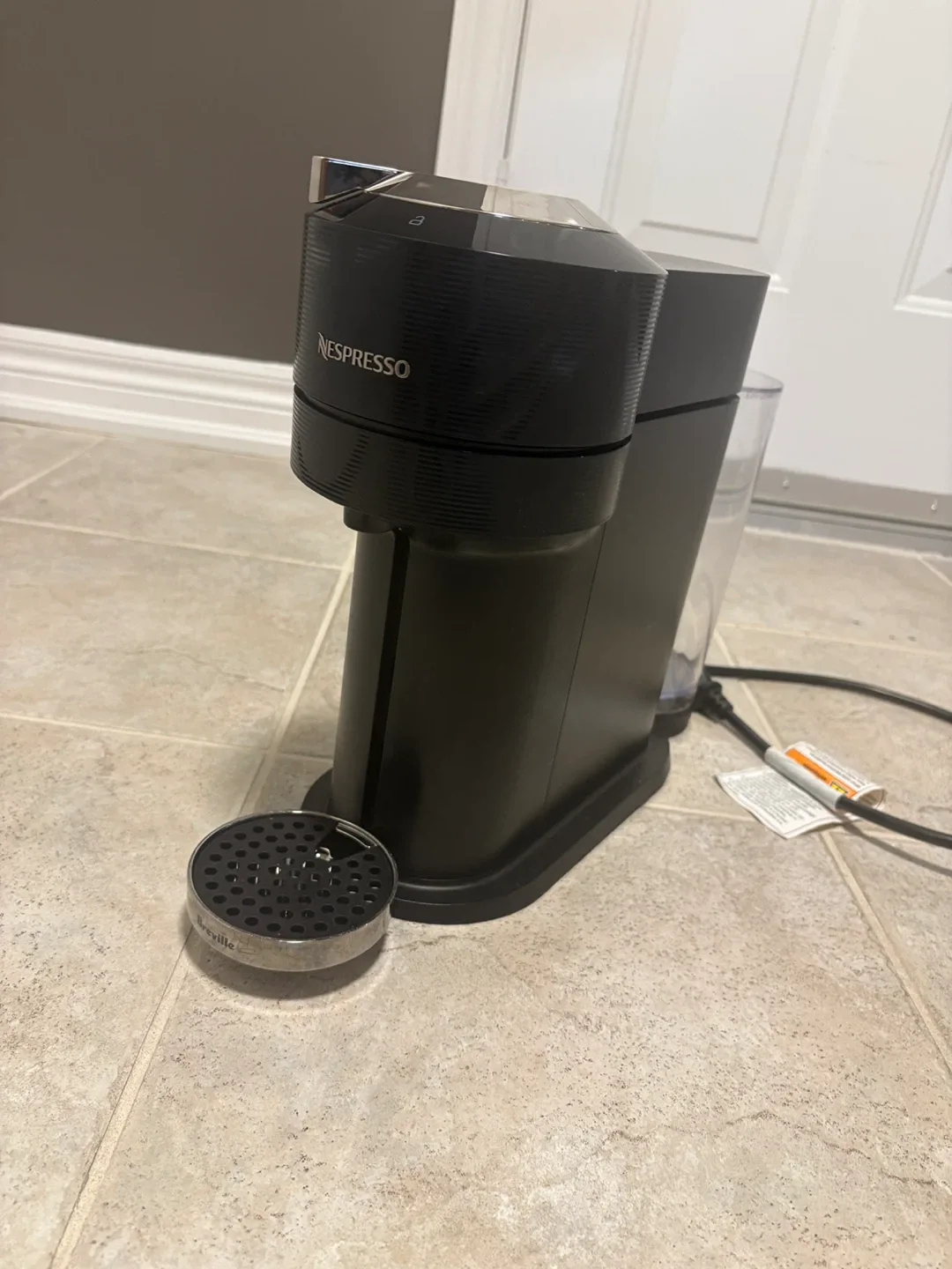 Nespresso Vertuo Next Coffee Machine - Black image indicator(3)