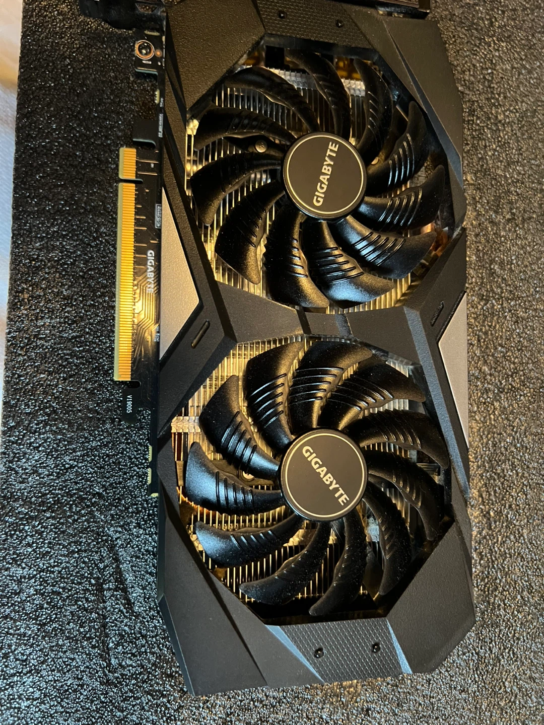 Gigabyte GeForce GTX 1660 Super Graphics Card