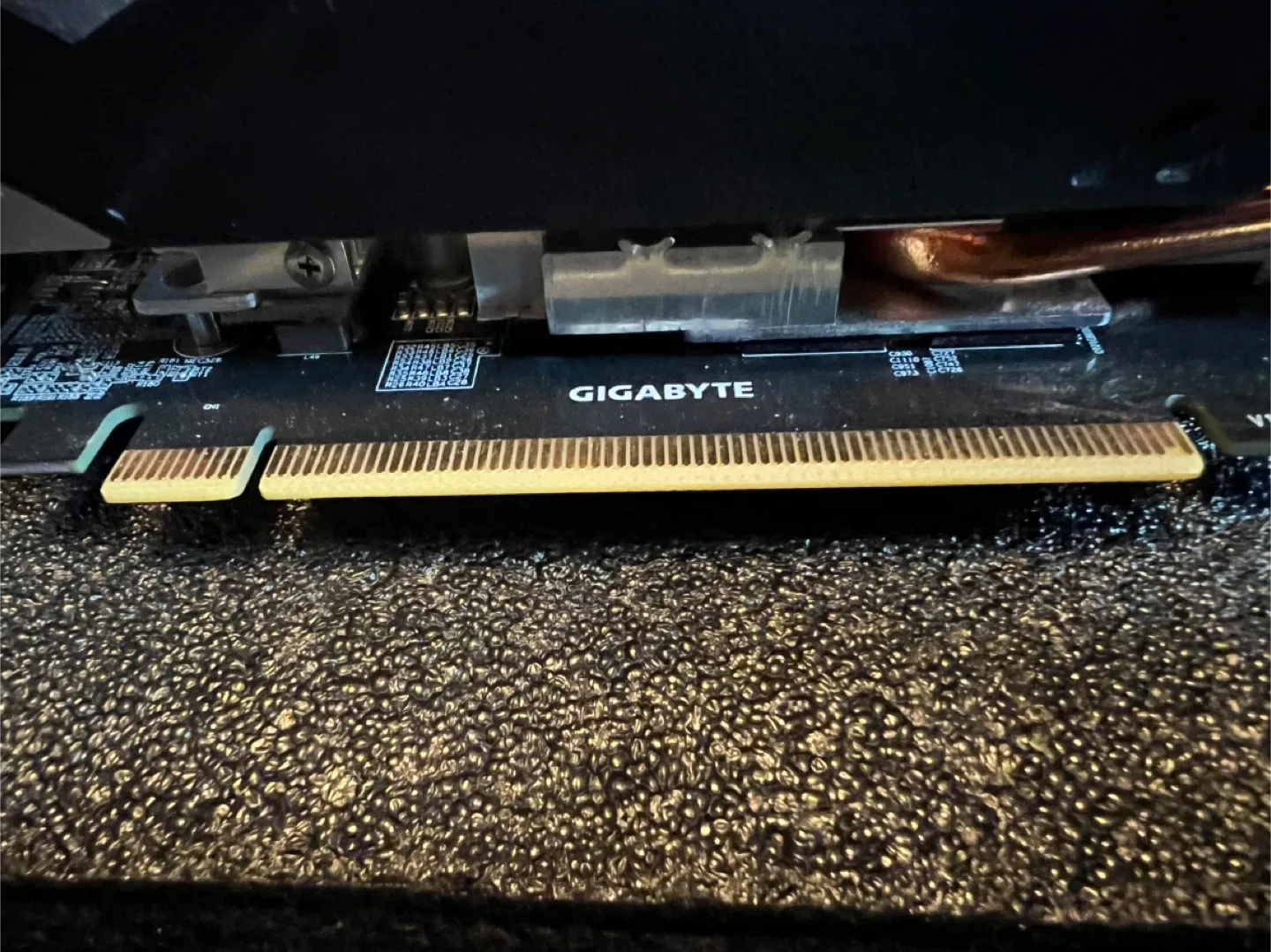 Gigabyte GeForce GTX 1660 Super Graphics Card image indicator(2)