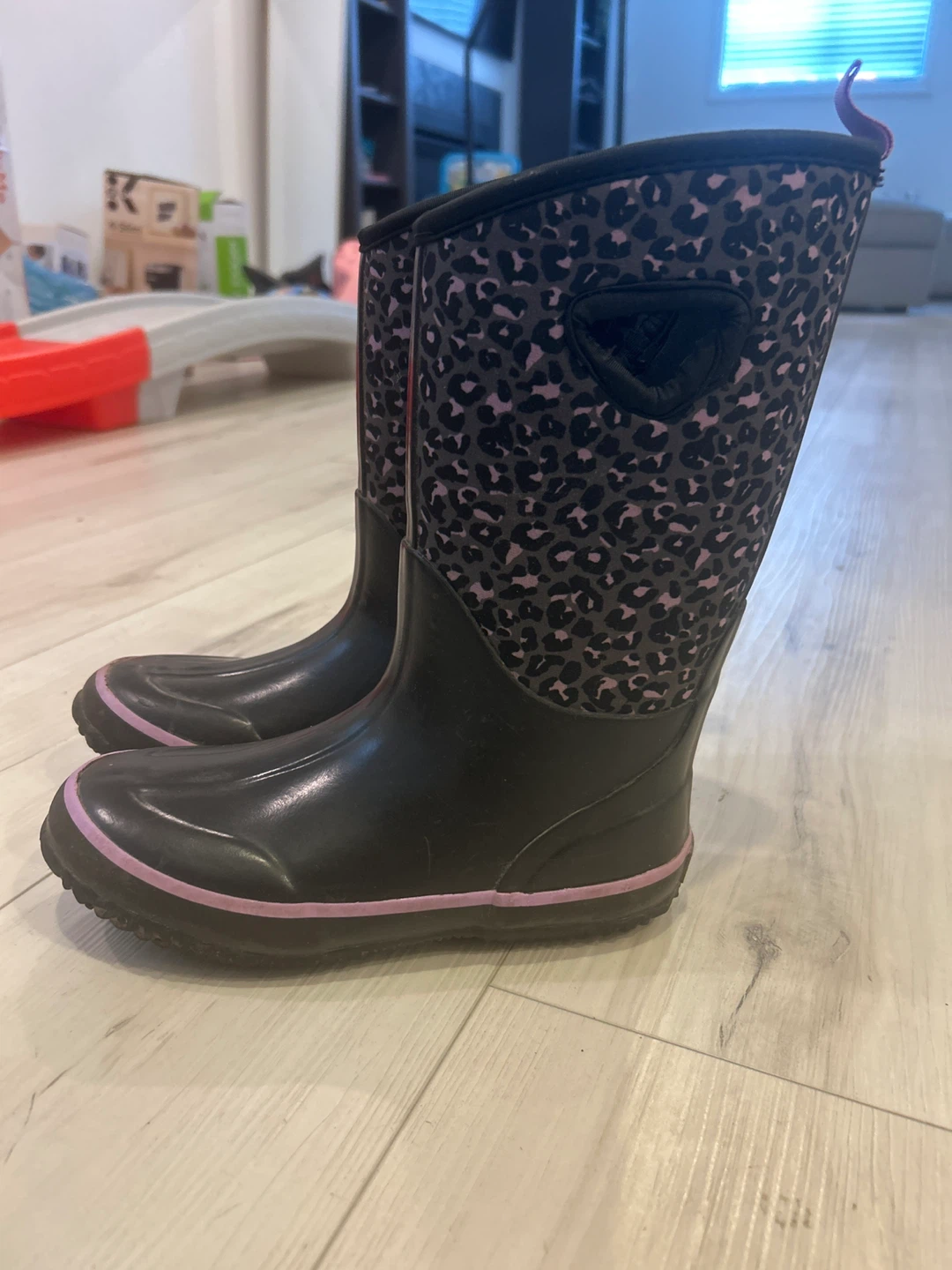 Storm by cougar- Leopard Spots Rain/winter Boots - US Size 2