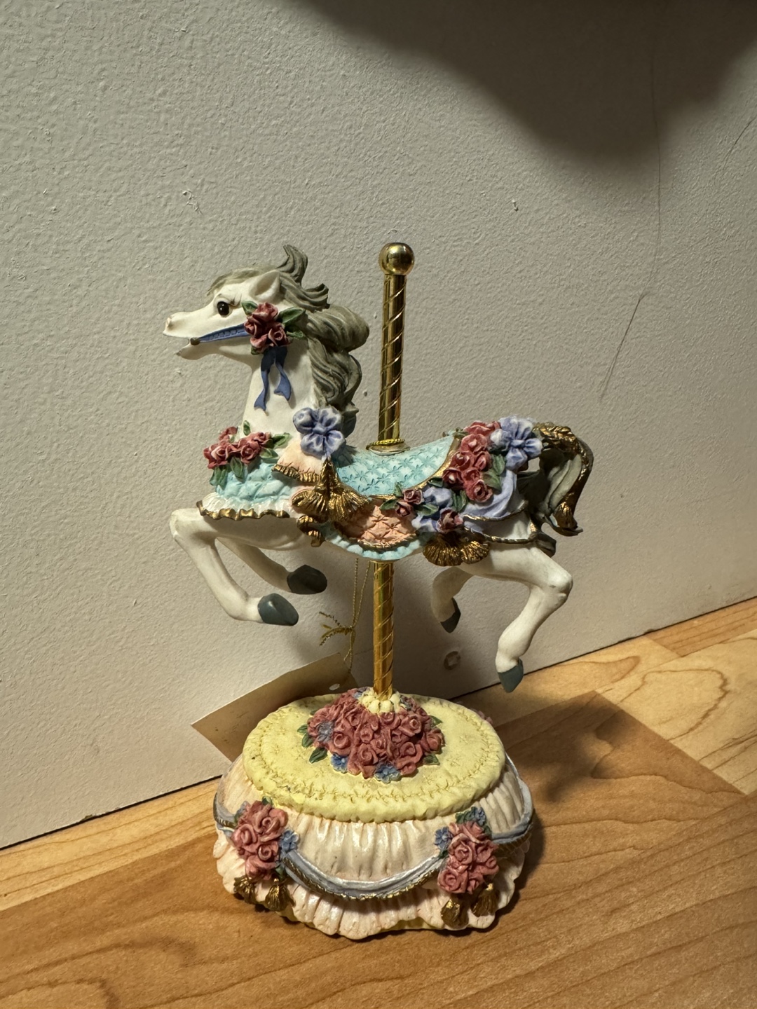 Melodies Fair Carousel Horse Figurine - photo 2