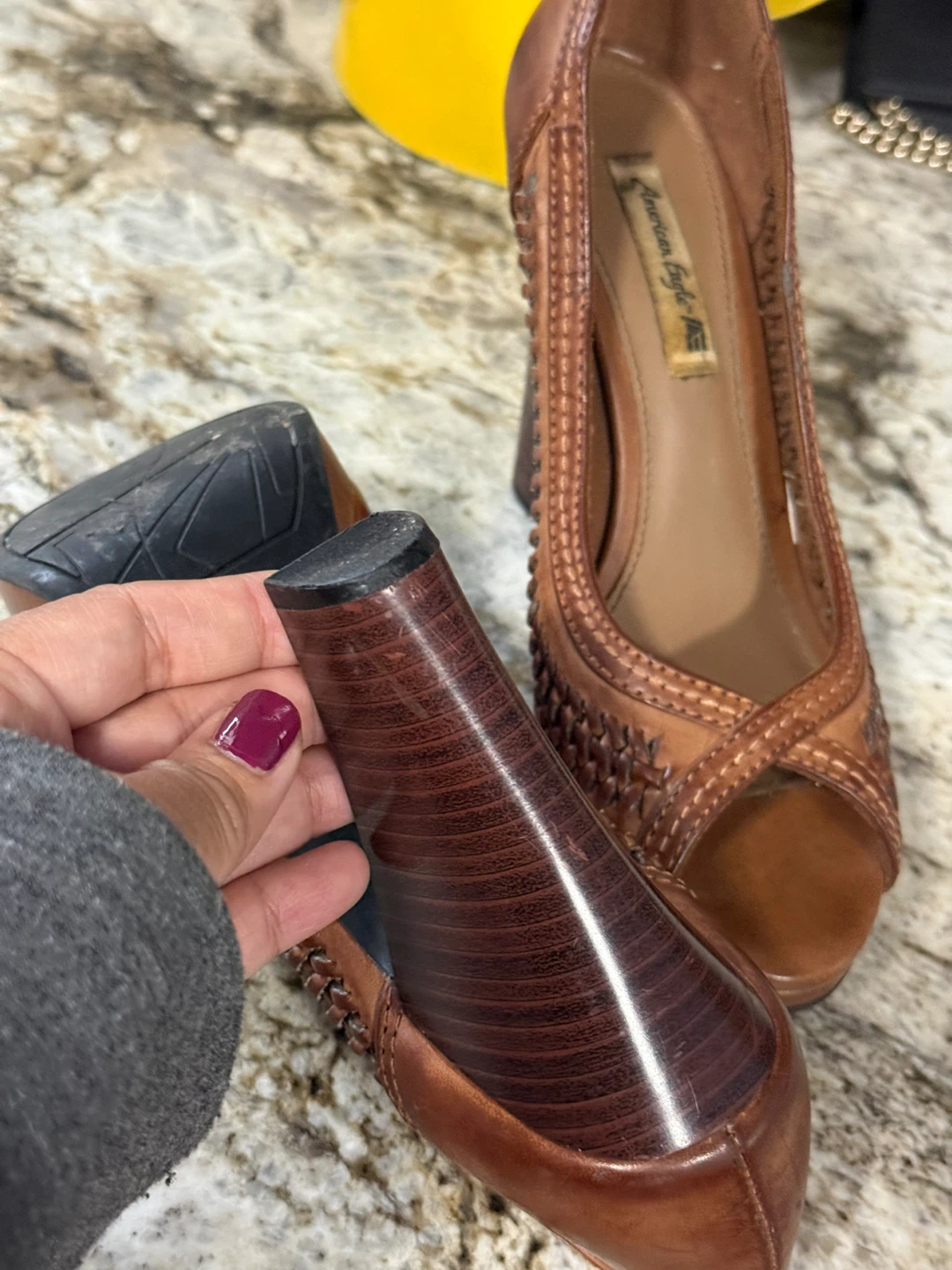 American Eagle Brown Leather Heels size 5 check more pictures - photo 3
