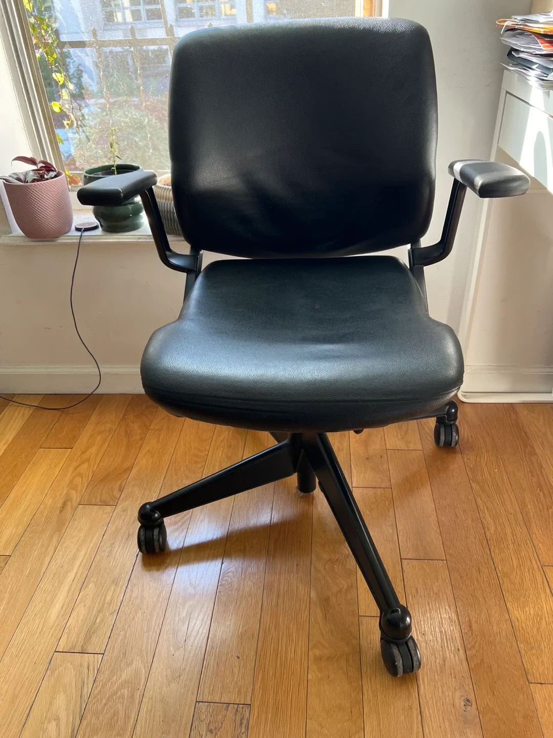 Black Office Chair thumbnail