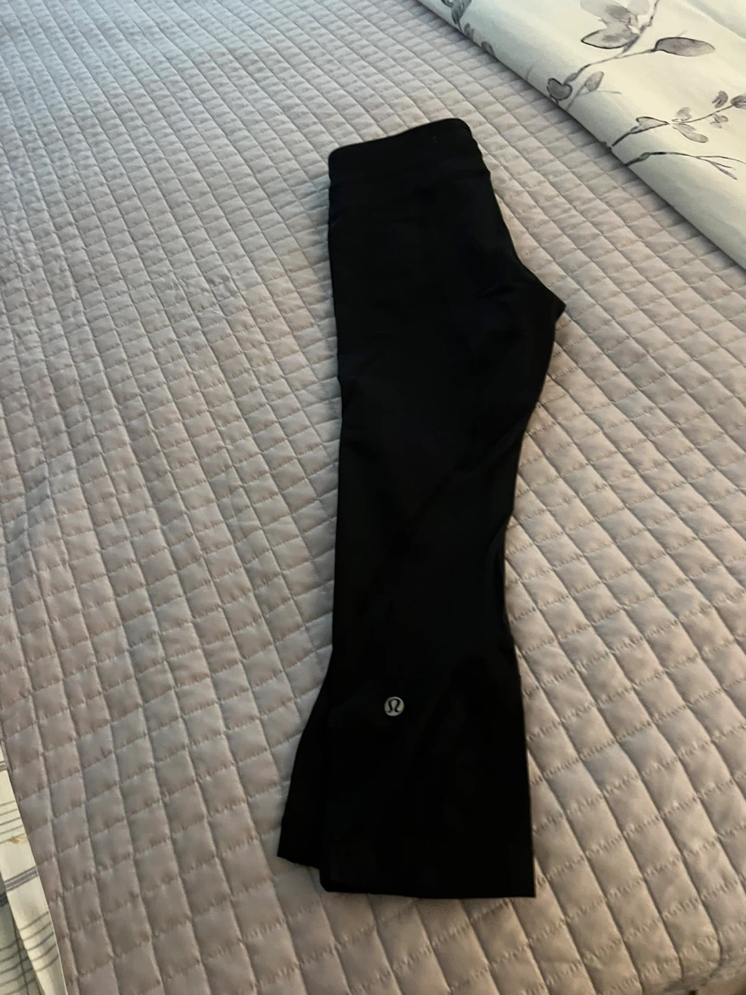Lululemon crop pants