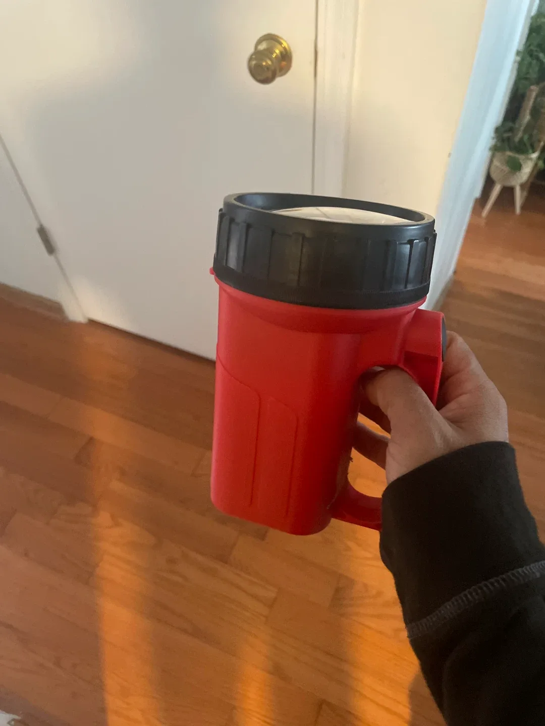 Red Plastic Mug thumbnail