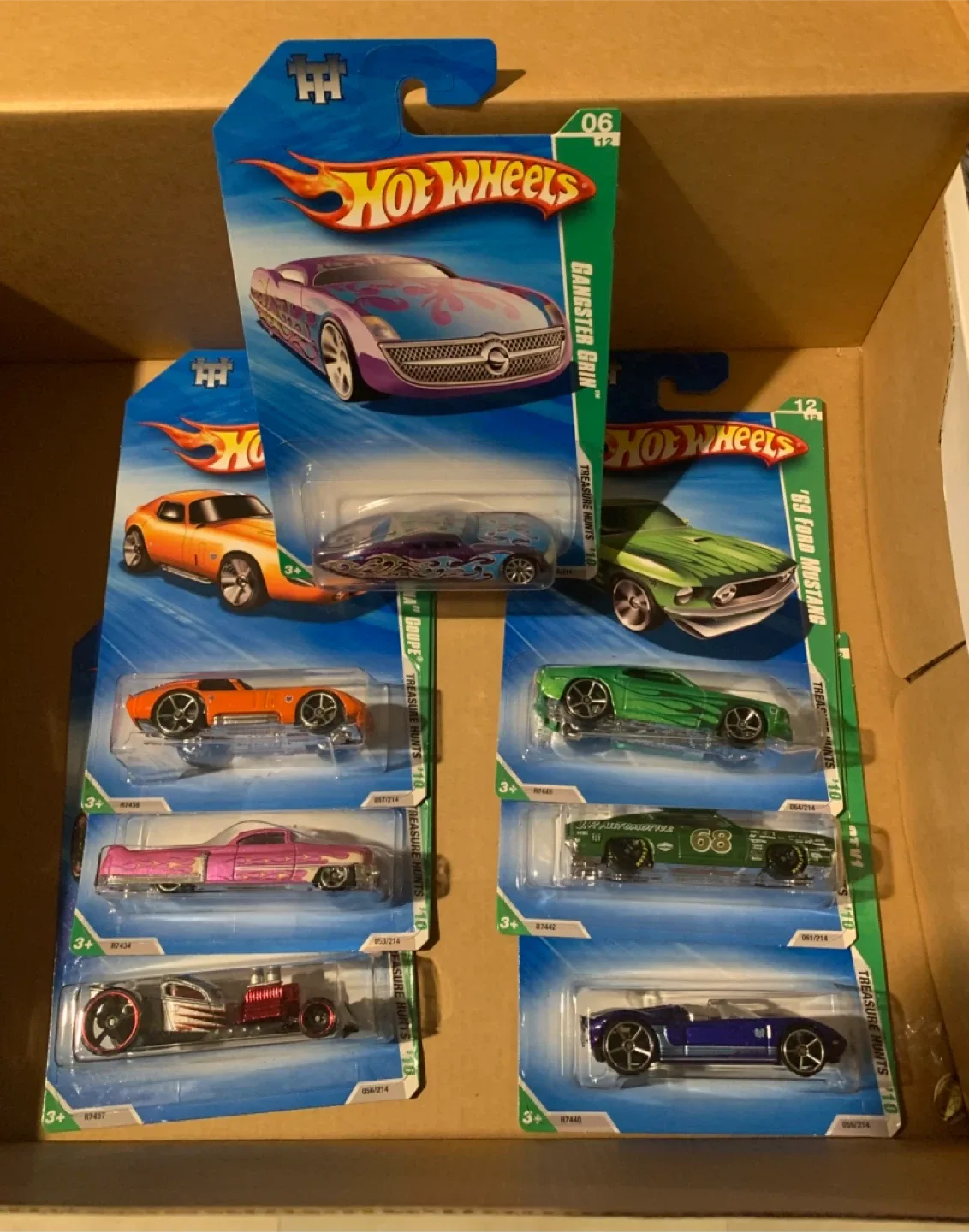 LOT of 7 NEW Hot Wheels Treasure Hunts 2010 image indicator(2)