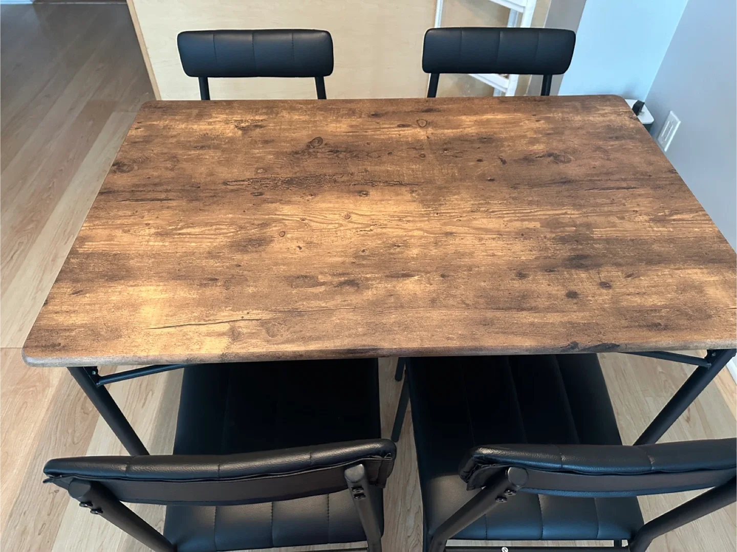 Dining Table set for 4 image indicator(7)