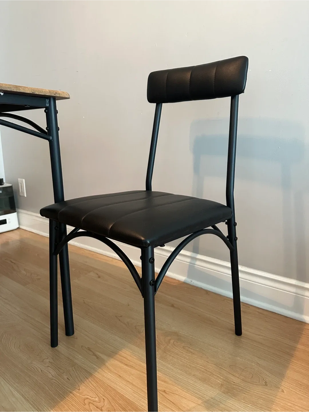 Dining Table set for 4 image indicator(2)