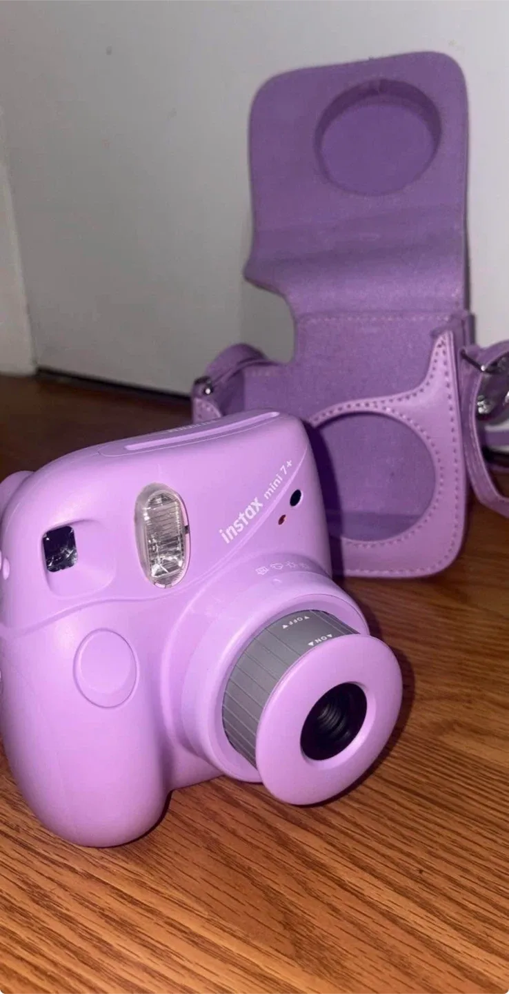 Fujifilm Instax Mini 7+ Lavender Camera with Case