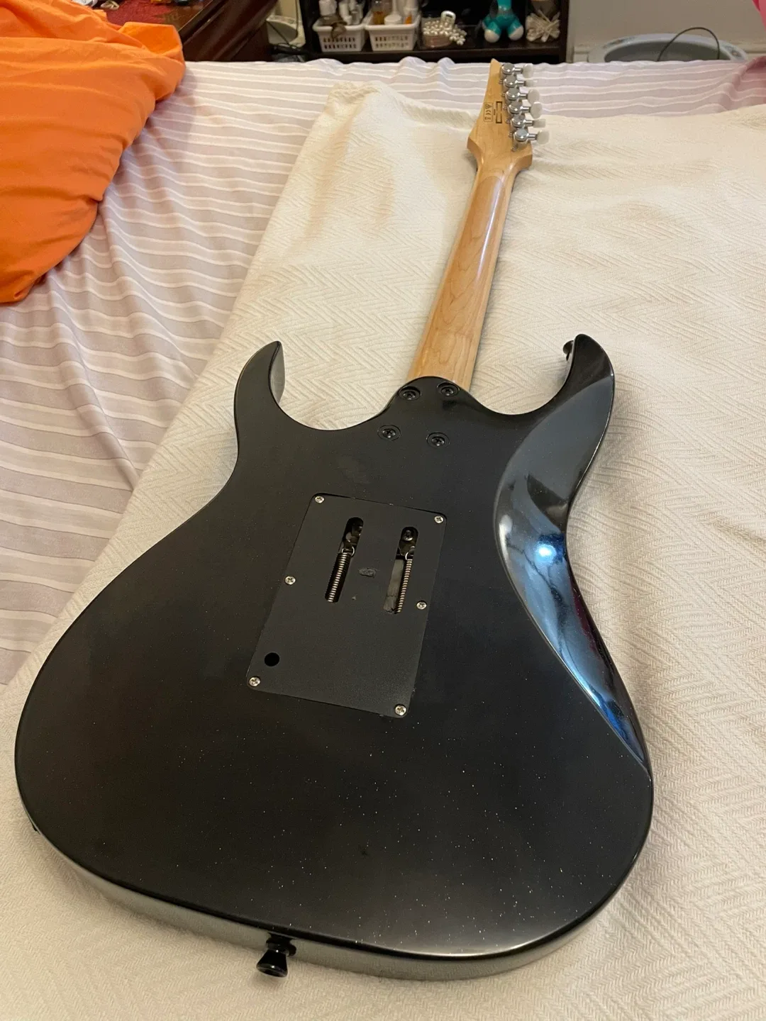 Gio Ibanez GRG 250B Electric Guitar - Black image indicator(7)