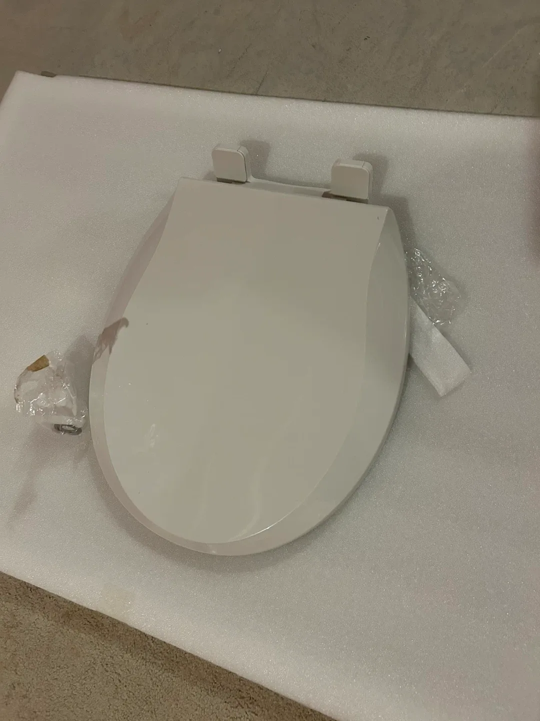New White Toilet Seat image indicator(4)