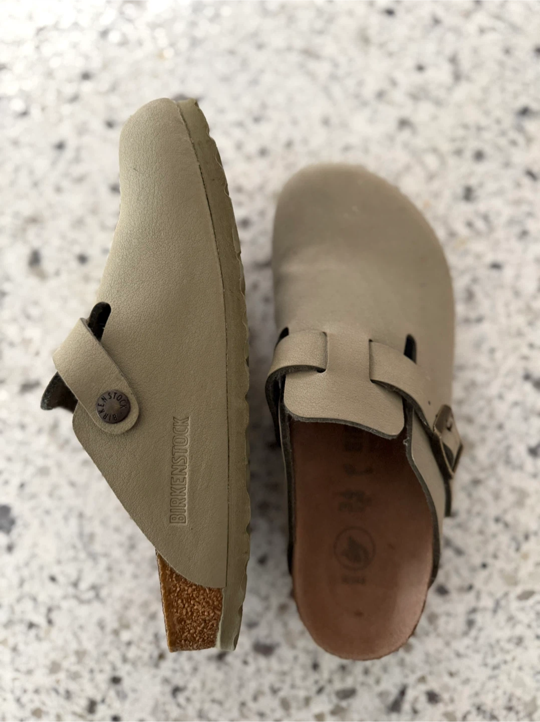 Birkenstock Boston Clogs, Size 36 (23) - photo 3