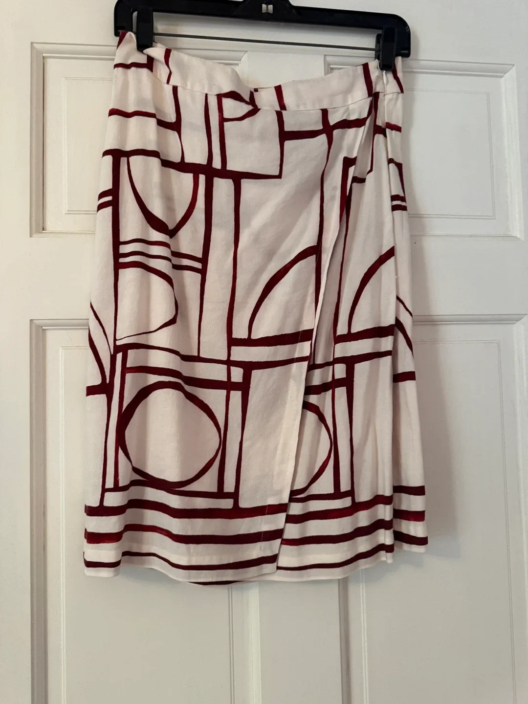 LOFT Skirt - Size 4 thumbnail