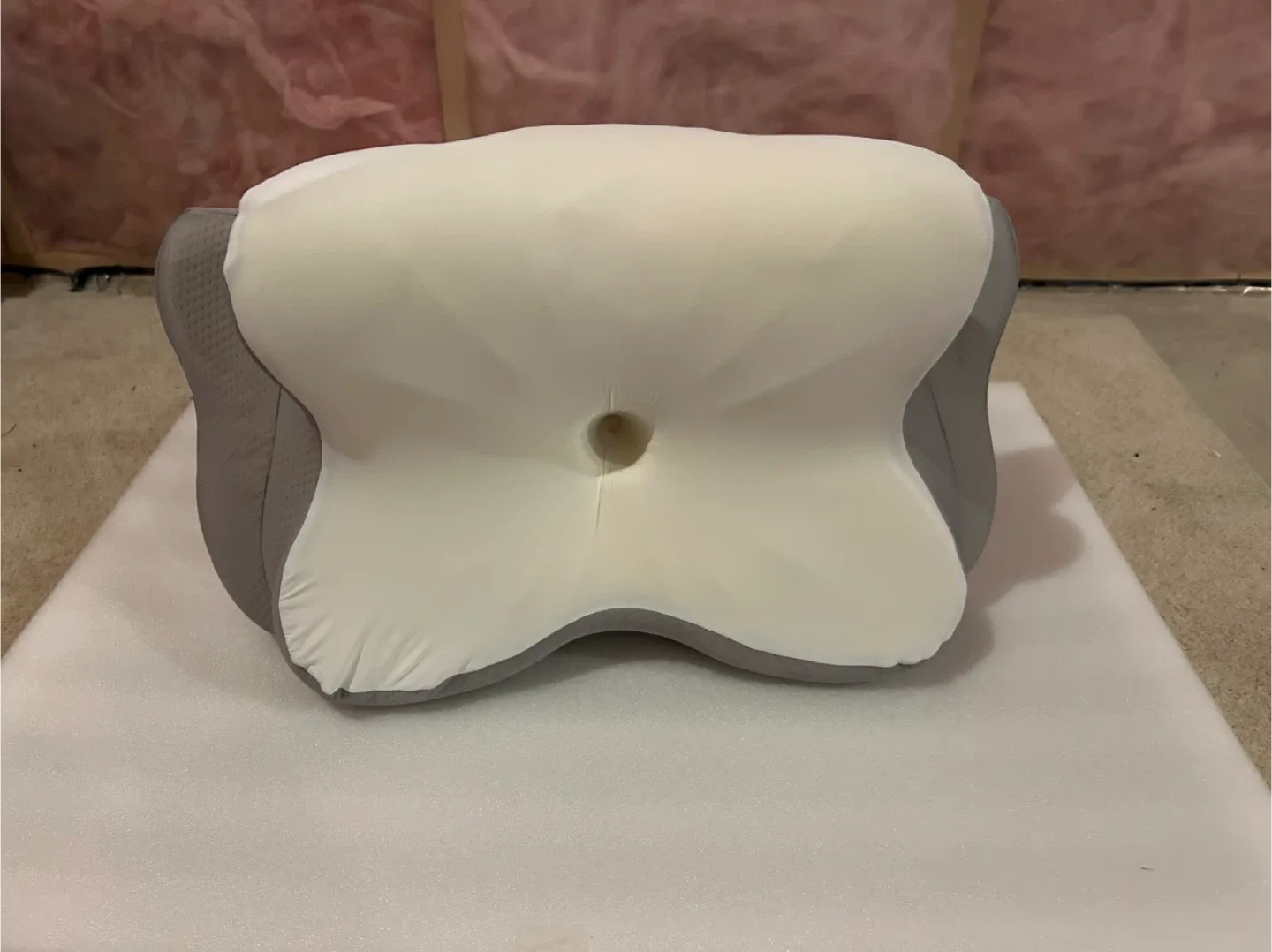 Butterfly Pillow - Grey&White image indicator(3)