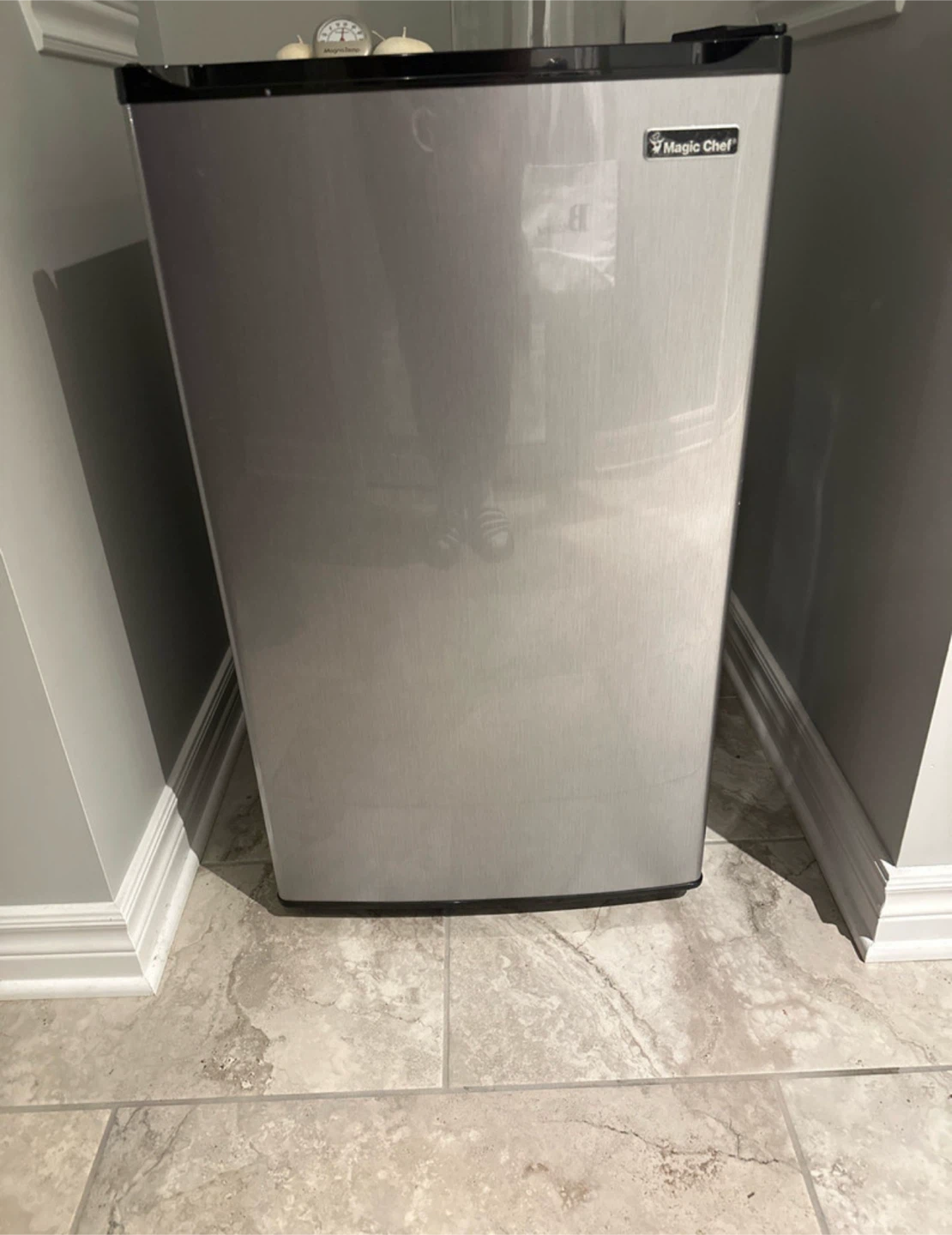 Magic Chef Mini Fridge