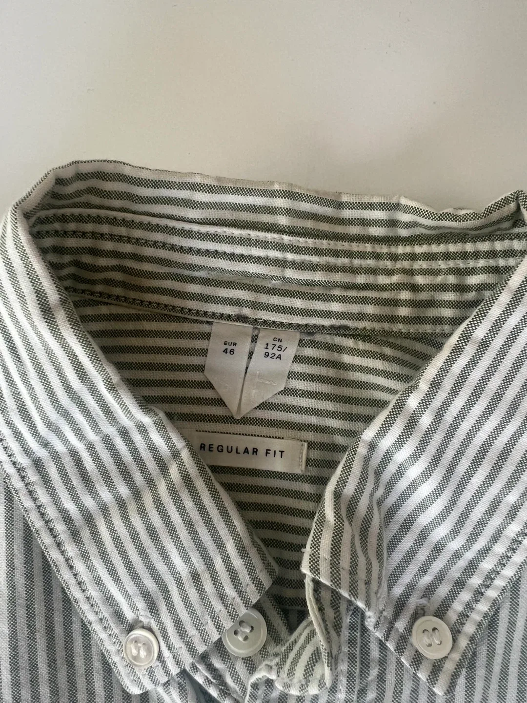 ARKET Striped Regular Fit Shirt - Size 46 image indicator(2)