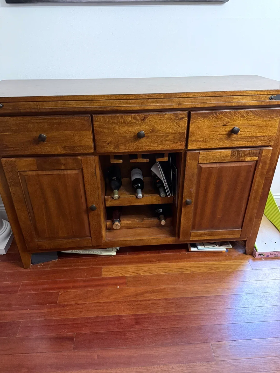 Wooden Wine Cabinet/Buffet image indicator(2)