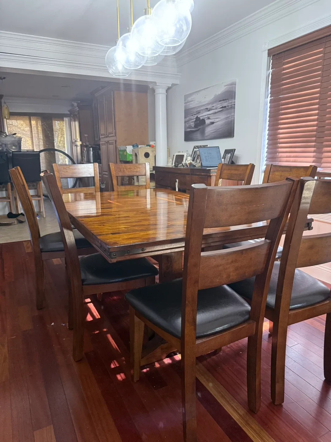 Dining Table with 8 Chairs image indicator(3)