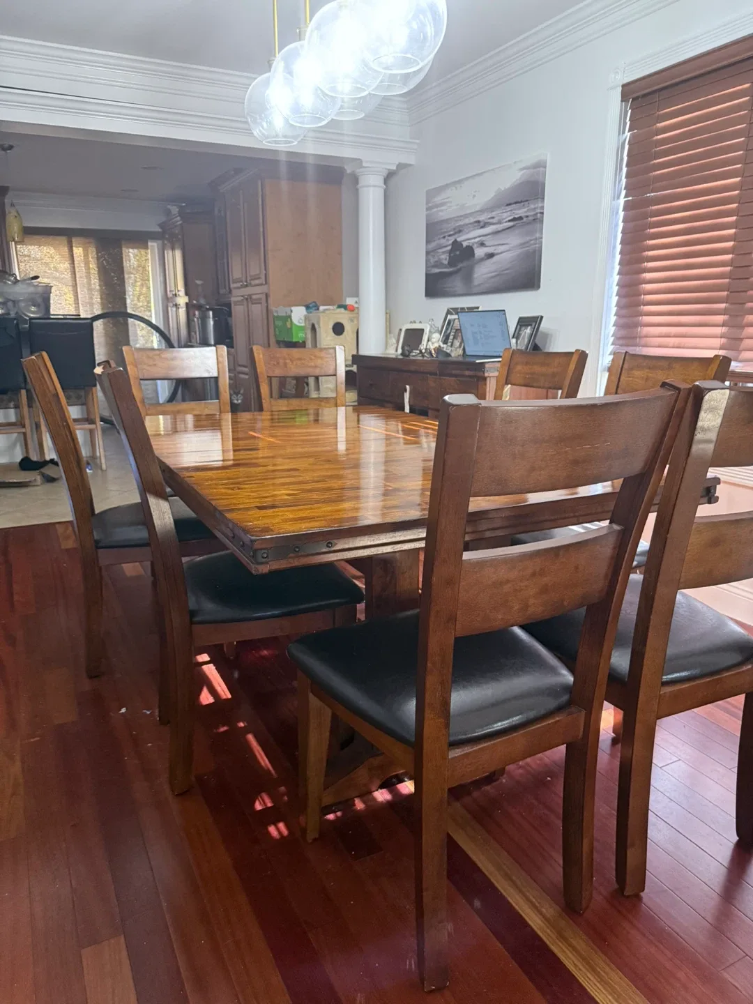 Dining Table with 8 Chairs image indicator(6)