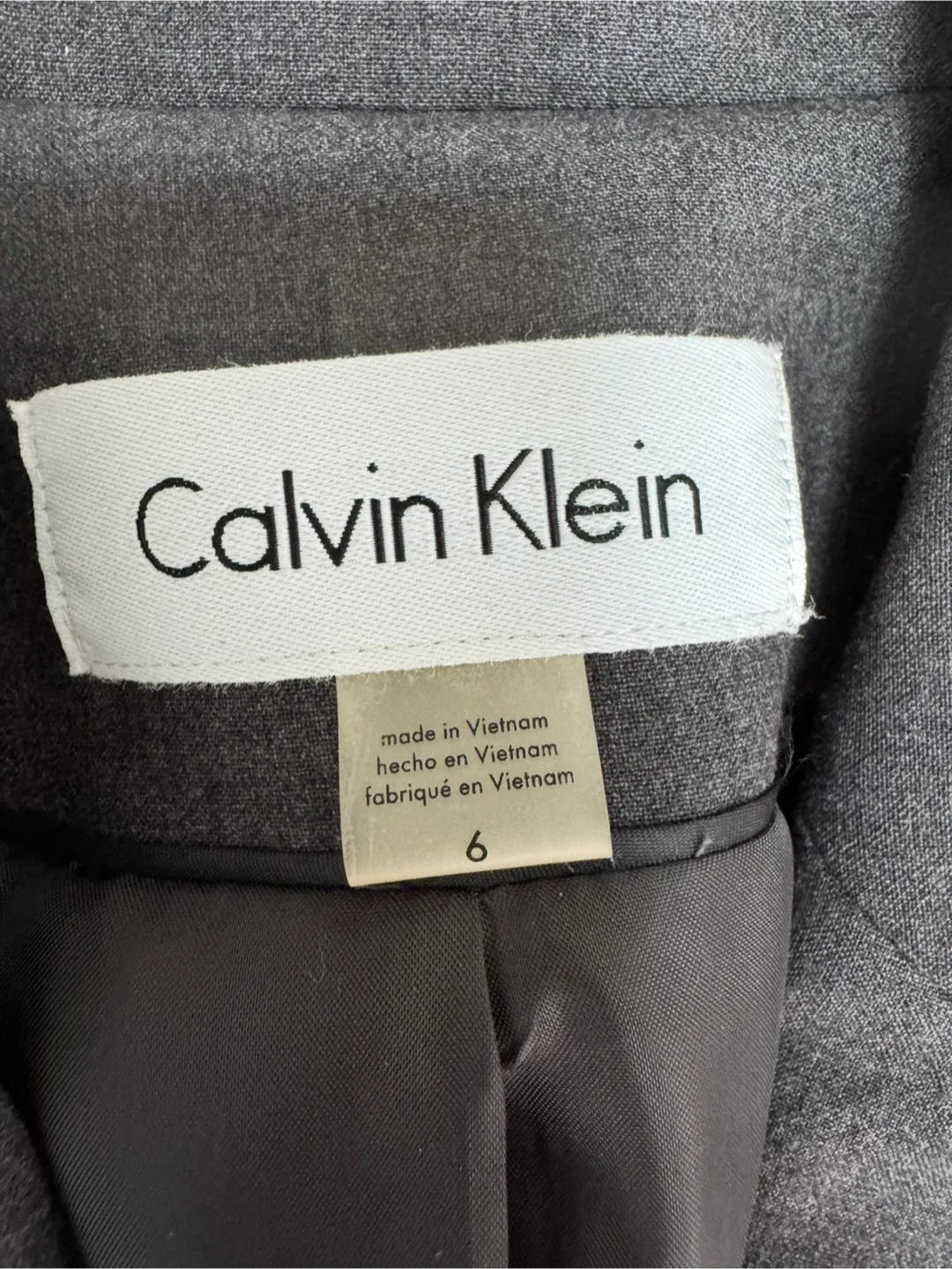 ✨ NEW Calvin Klein Women’s Blazer 6, Pants 4 ✨ image indicator(3)