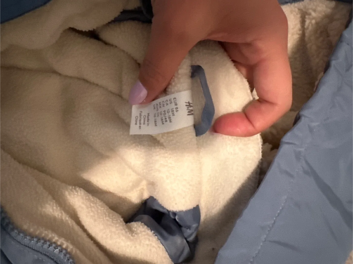 H&M Baby Snowsuit - Size 12-18M image indicator(2)