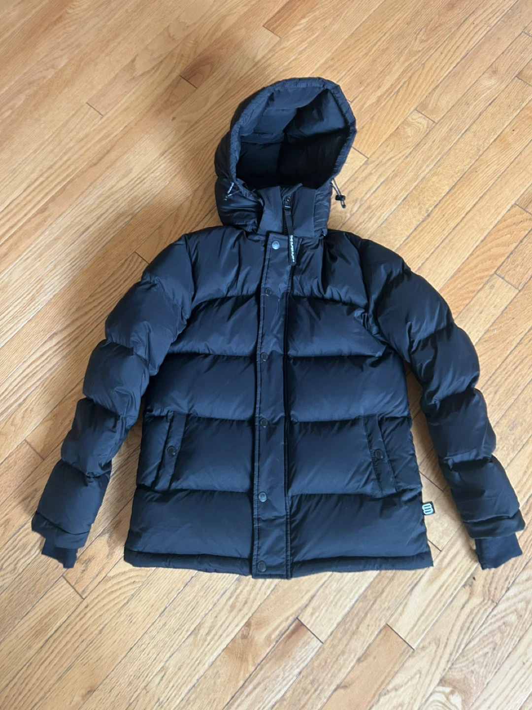 Super puff original Aritzia size 2XS