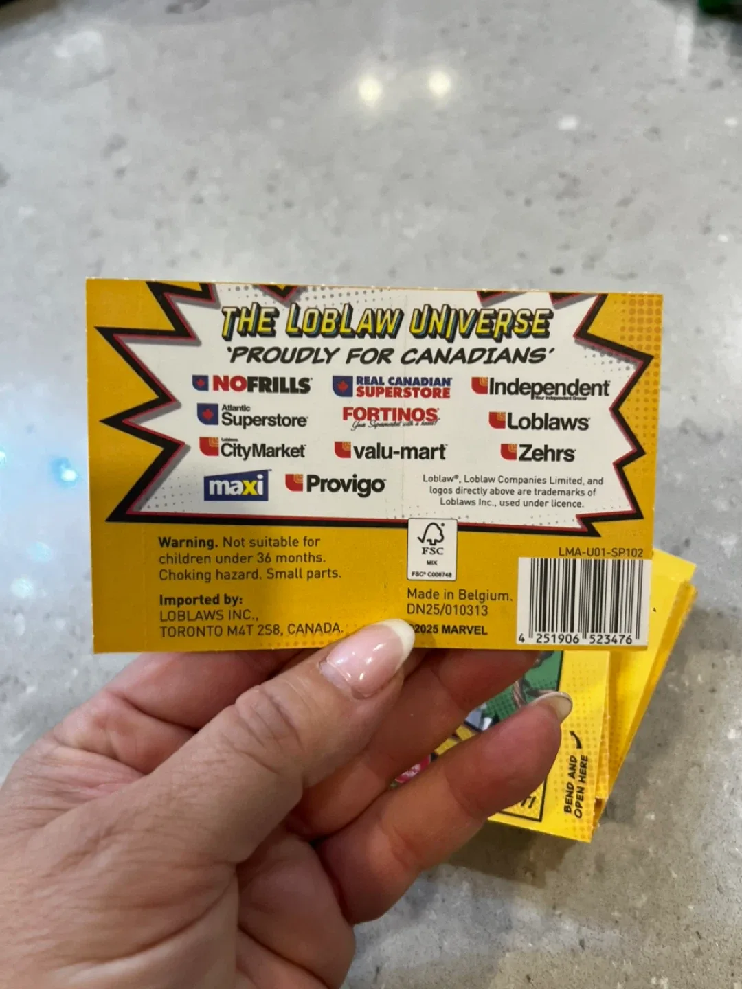 Marvel Be A Hero Stickers - 64 Stickers to Collect! image indicator(2)