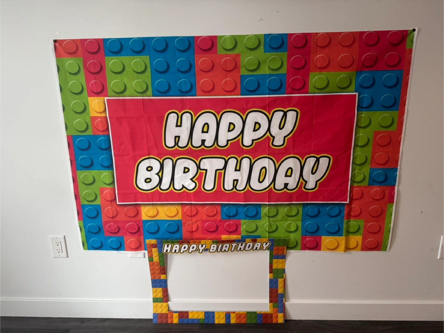 Lego birthday party supplies - photo 2
